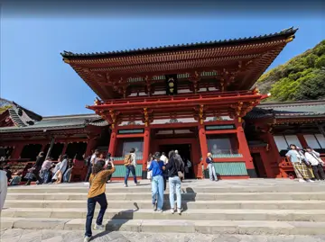鶴岡八幡宮